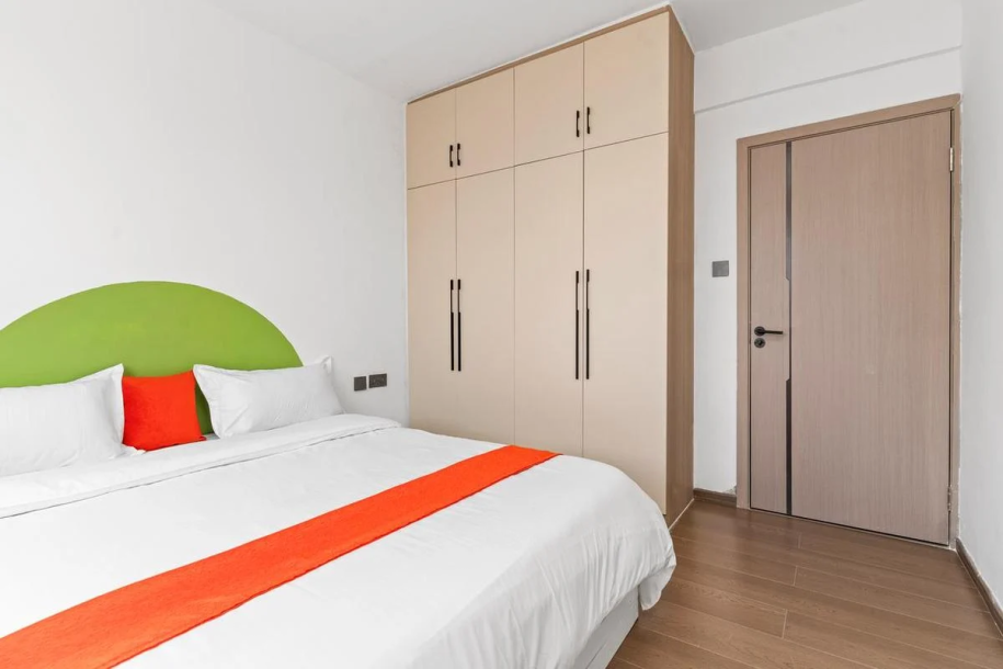 Luxury 1-Bedroom Apartment in Vibrant Kilimani-10