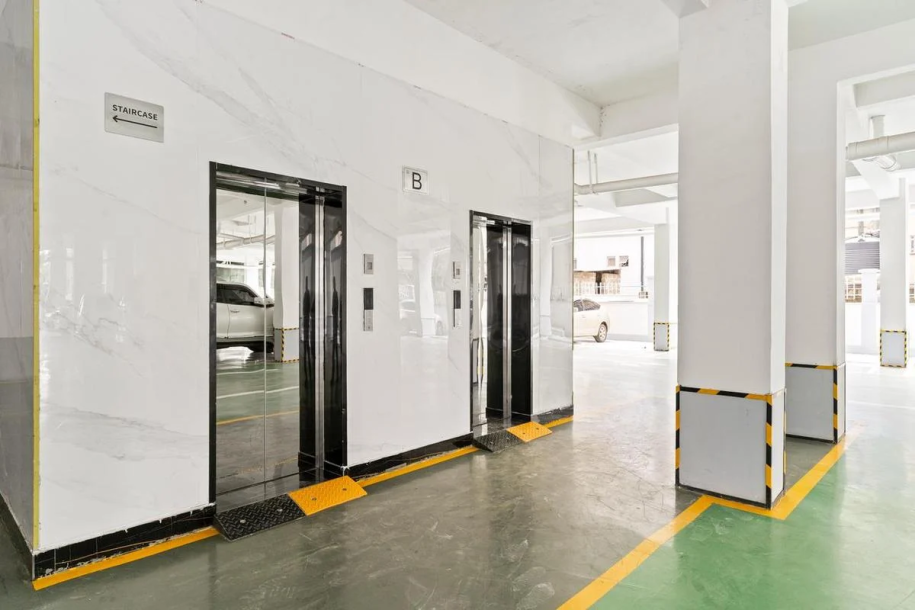 Luxury 1-Bedroom Apartment in Vibrant Kilimani-6